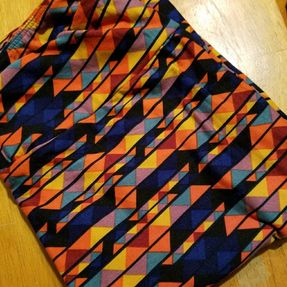 NWOT. Lularoe One Size Leggings.